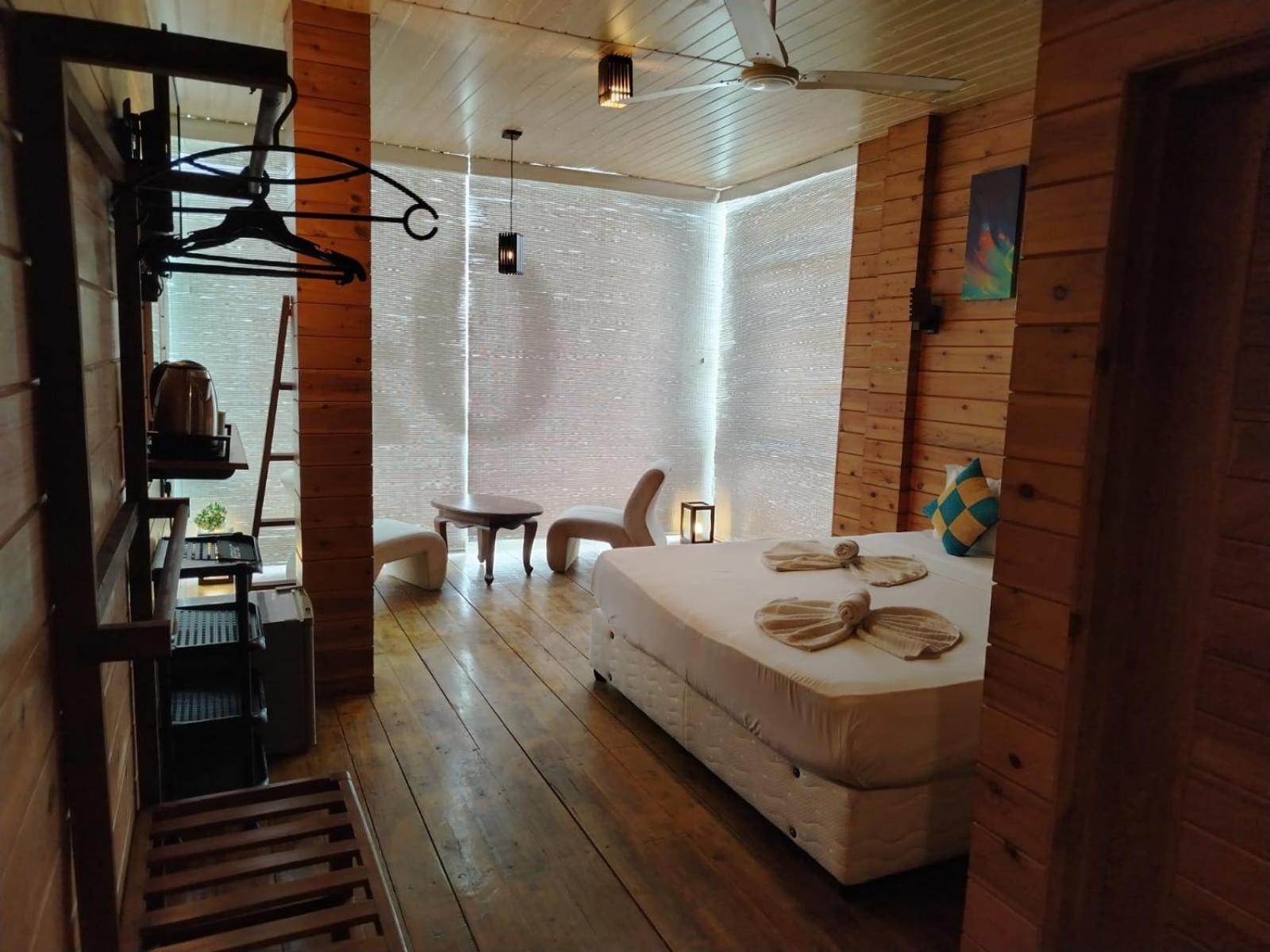 A1 & Hotel Weligama